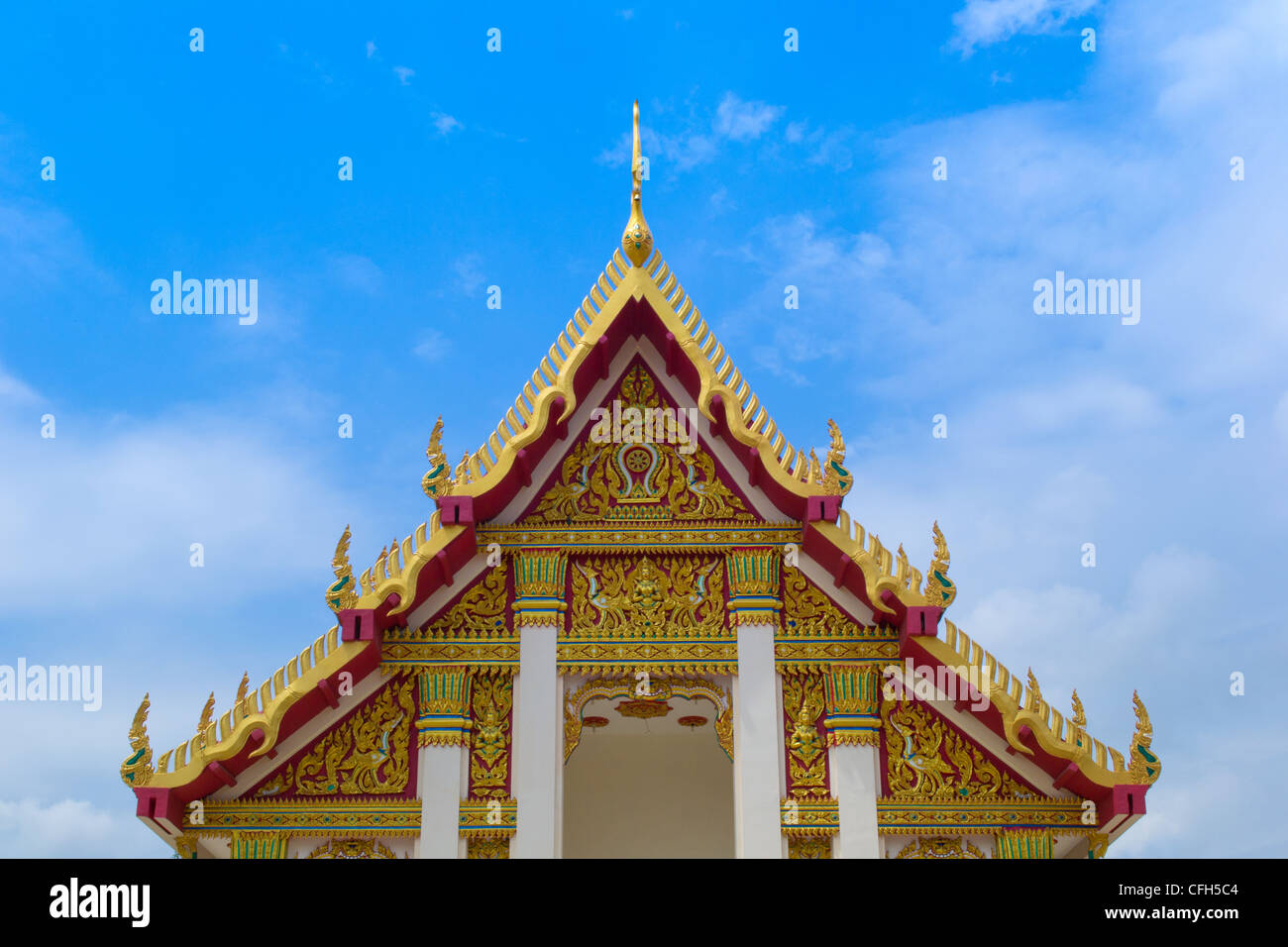 Bellissimo tempio Buddista del tetto in Loei, Thailandia Foto Stock