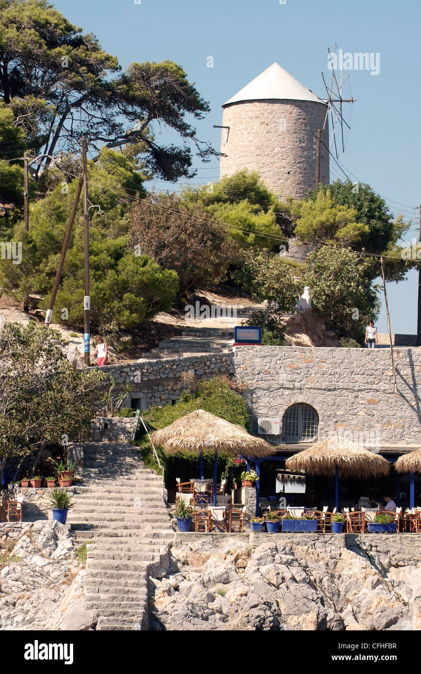 Grecia - Golfo di Saronico Idra . Hydra mulino a vento vicino alla città vecchia Foto Stock