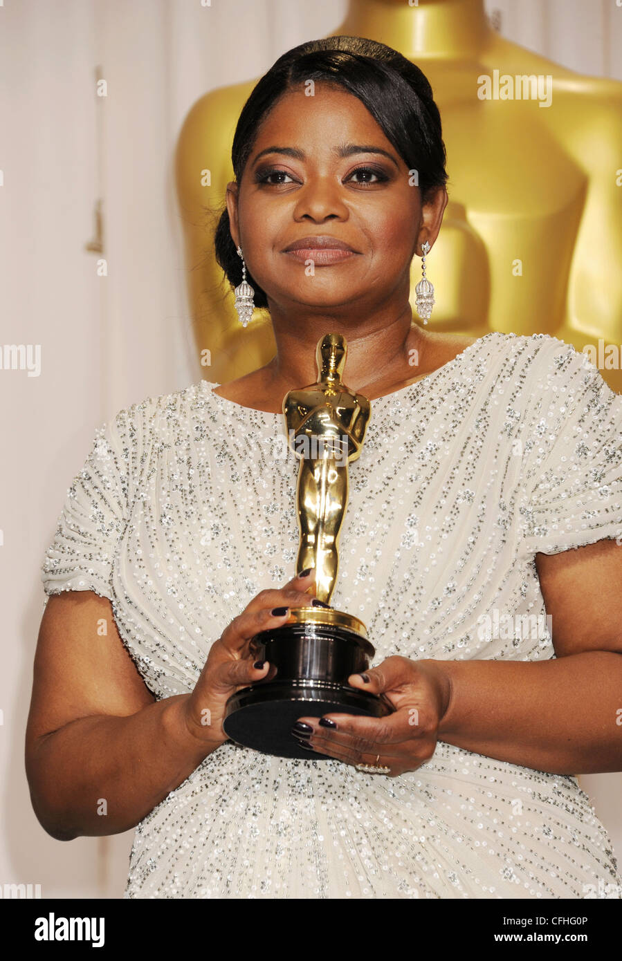 OCTAVIA SPENCER US attrice cinematografica con il suo Oscar per aiutare nel febbraio 2012. Foto di Jeffrey Mayer Foto Stock
