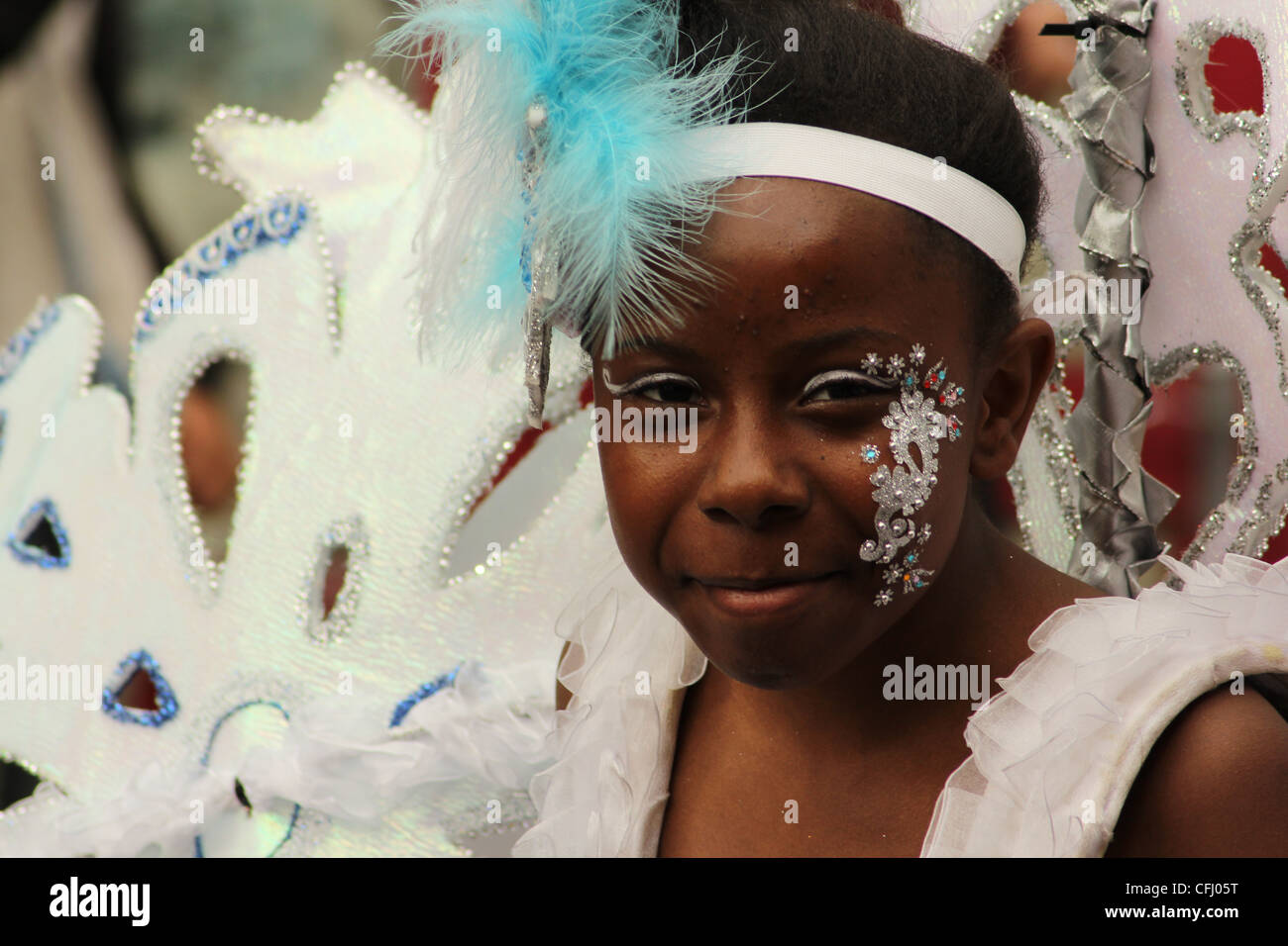 Sorridente ragazza di Carnevale Foto Stock