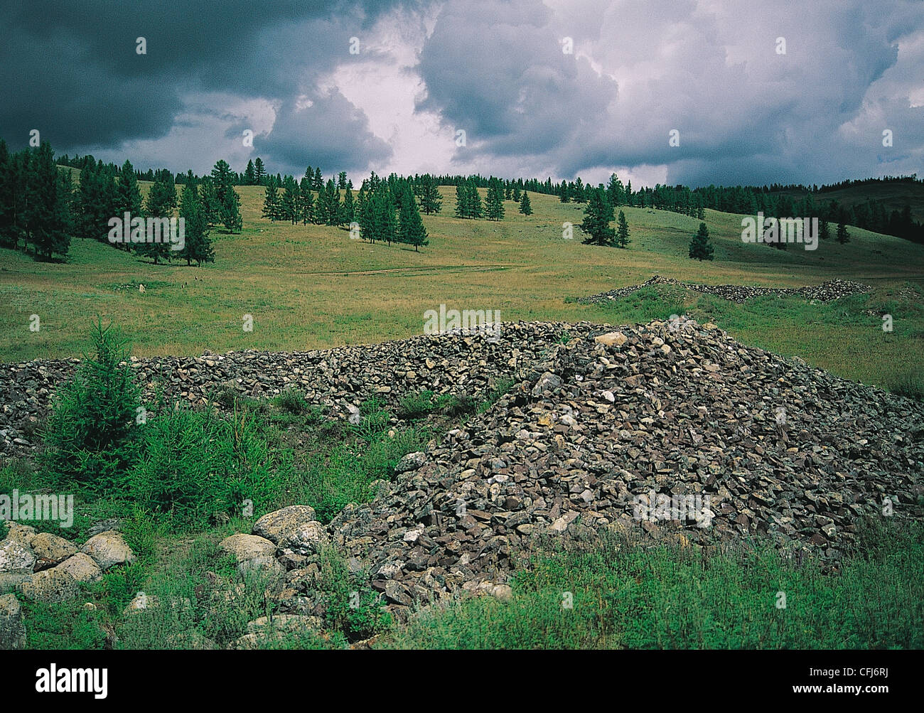Pazirik luogo di sepoltura vicino Ob e Kadin fiumi , montagne di Altai , la Russia . Foto Stock