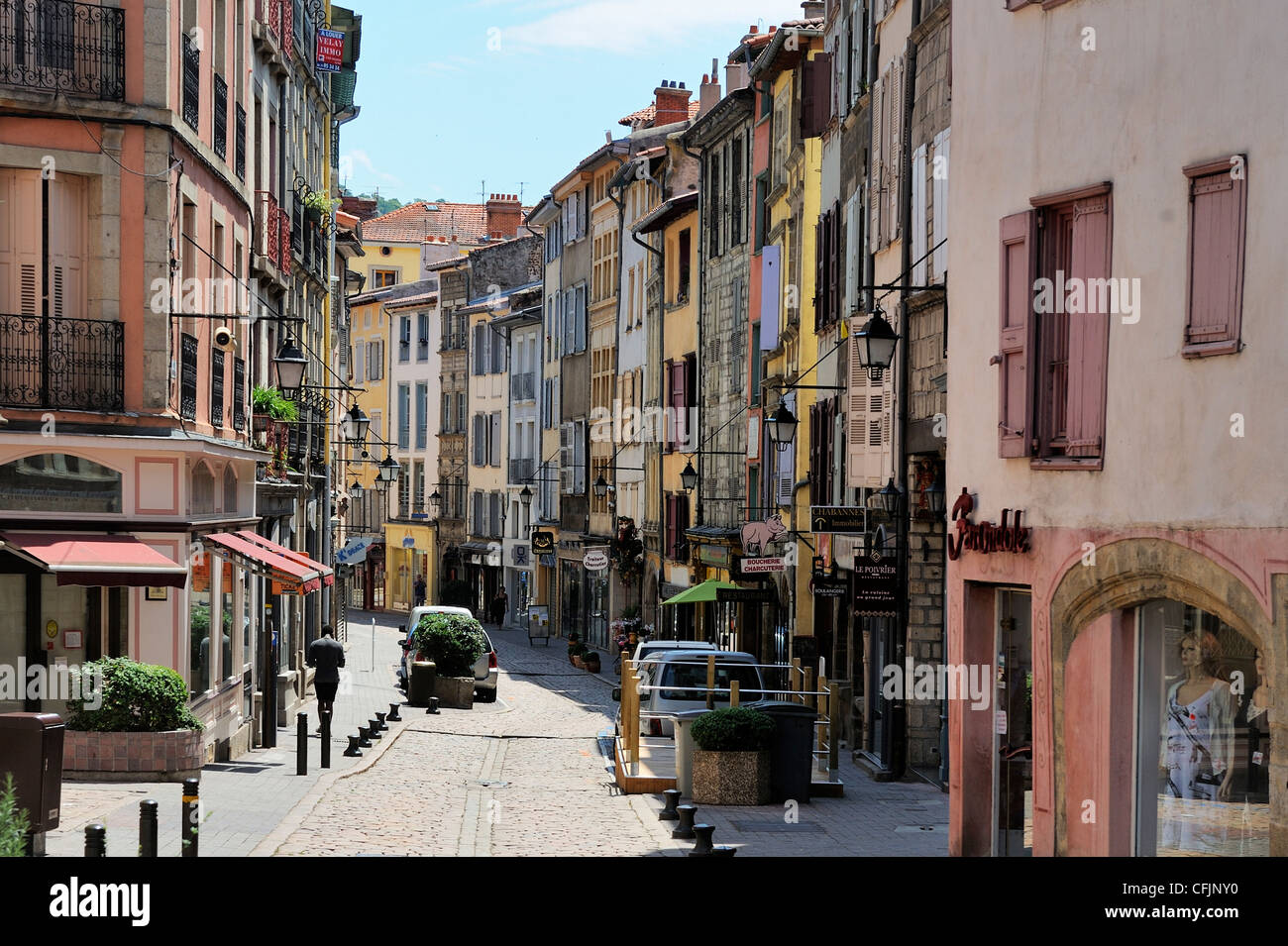 Strada principale per lo shopping e Le Puy en Velay, Haute-Loire, Massiccio centrale, Francia, Europa Foto Stock