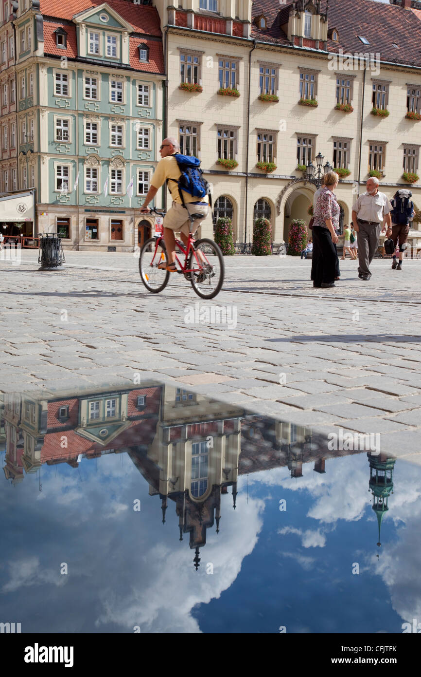 La piazza del mercato di architettura e di riflessione, Città Vecchia, Wroclaw, Slesia, Polonia, Europa Foto Stock