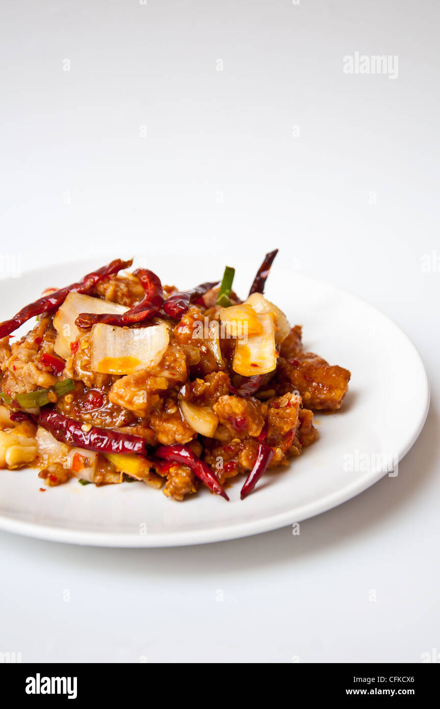 Delizioso cibo tailandese chiamata PUD KAI NAMPRIK PAO Foto Stock