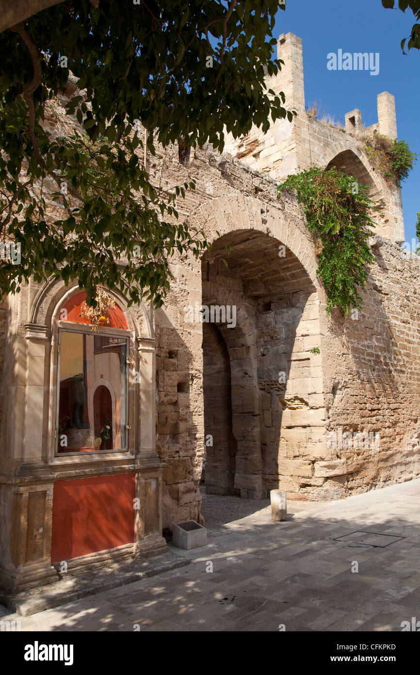 Mura medievali di Alcudia, Maiorca, isole Baleari, Spagna Foto Stock