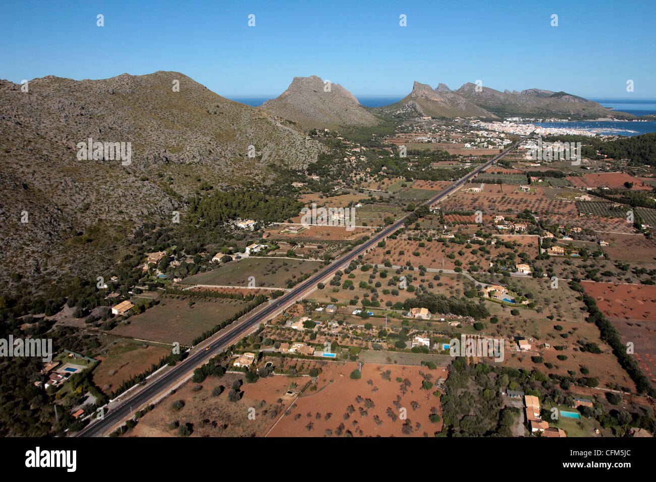 Montagne Tramuntana e Port de Pollenca, Maiorca, isole Baleari, Spagna, Europa Foto Stock