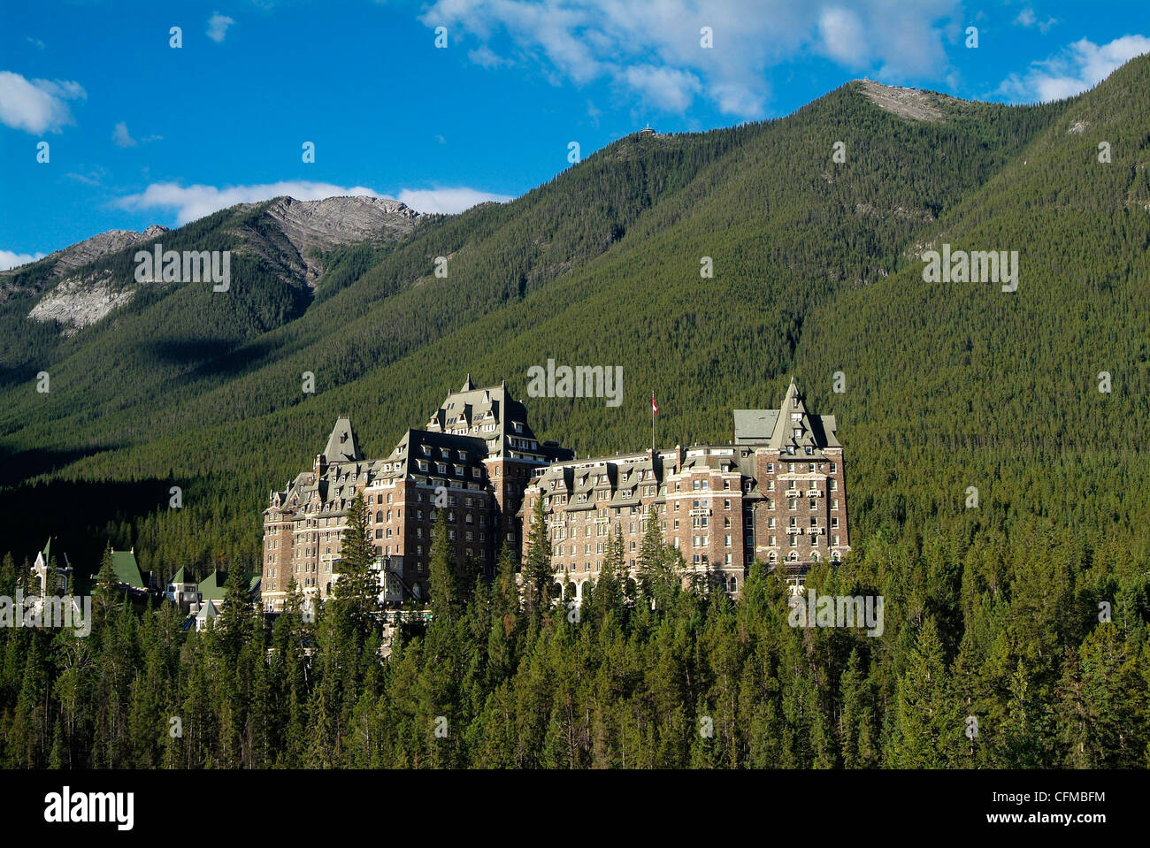 Banff Springs Hotel vicino a Banff, il Parco Nazionale di Banff, Sito Patrimonio Mondiale dell'UNESCO, Alberta, Canada, America del Nord Foto Stock
