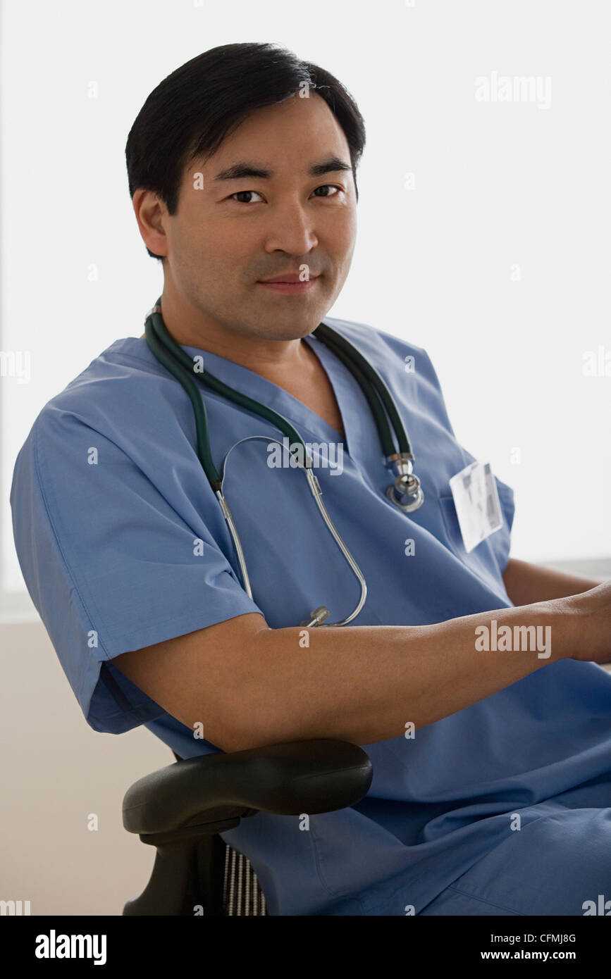 Stati Uniti, California, Los Angeles, ritratto di medico maschio Foto Stock