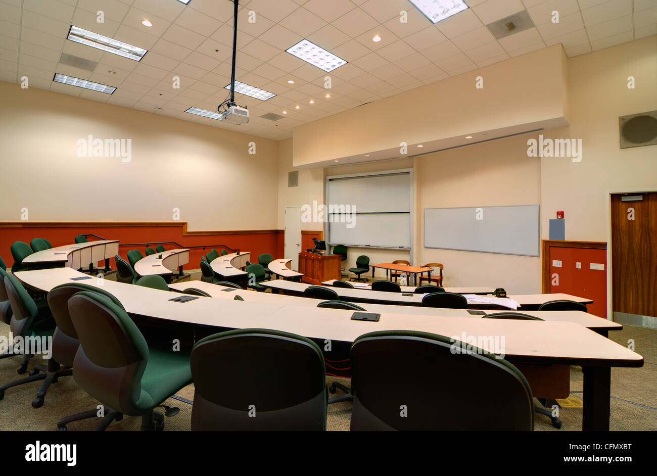 Interno di un college lecture hall Foto Stock