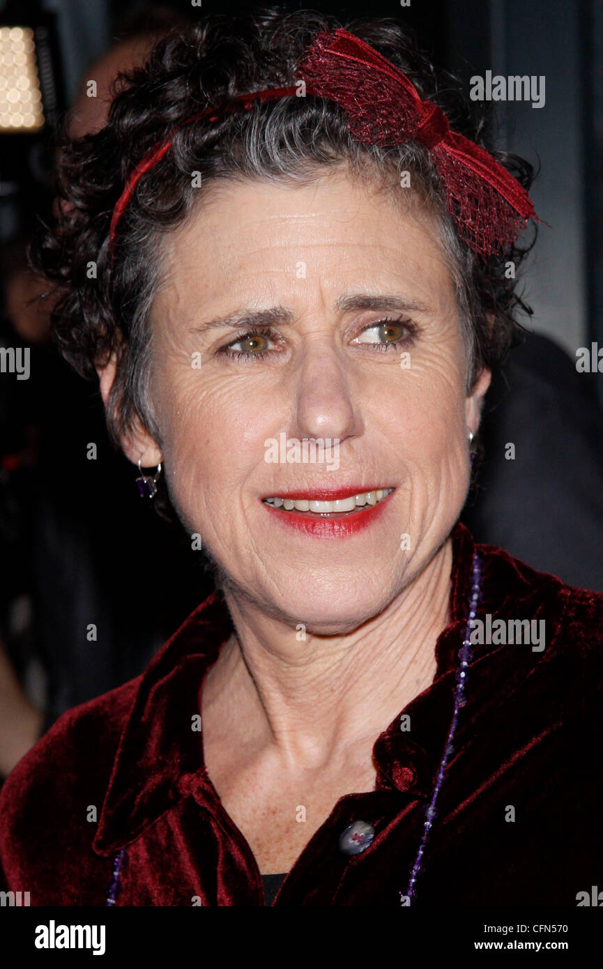 Julie Kavner (la voce di Marge Simpson) apertura notturna dopo parte per la produzione di Broadway di 'relativamente parlando" tenutasi presso il Bryant Park Grill di New York City, Stati Uniti d'America - 20.10.11 Foto Stock