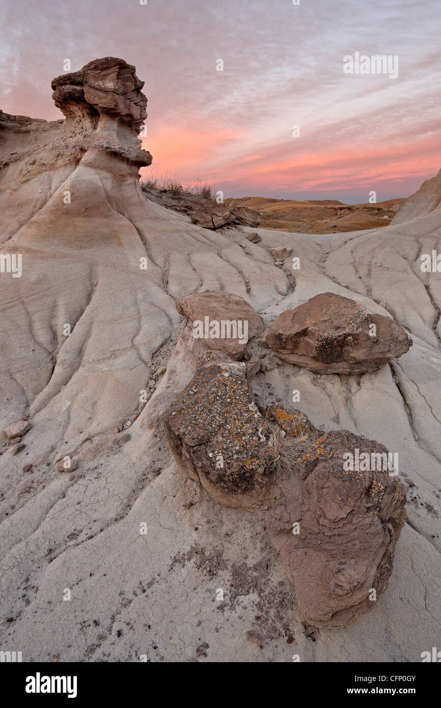 Sunrise nel badlands, Parco Provinciale dei Dinosauri, Sito Patrimonio Mondiale dell'UNESCO, Alberta, Canada, America del Nord Foto Stock