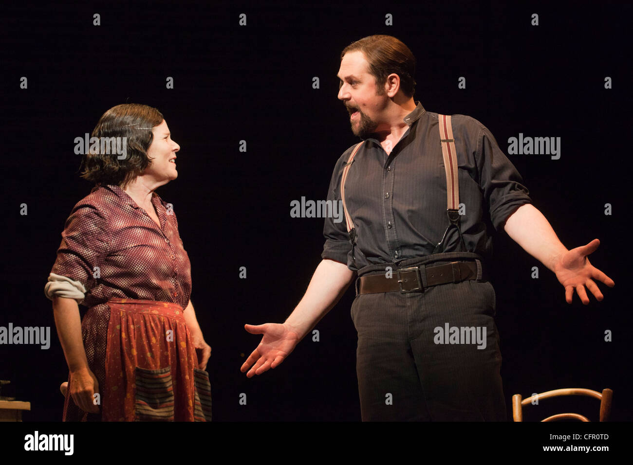 Sweeney Todd - Il barbiere demonio di Fleet Street, Adelphi Theatre, Strand, Londra interpretato da Michael Ball e Imelda Staunton Foto Stock