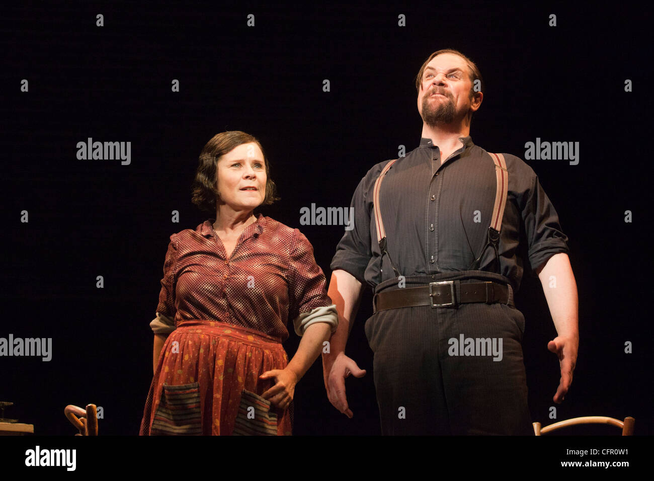 Sweeney Todd - Il barbiere demonio di Fleet Street, Adelphi Theatre, Strand, Londra interpretato da Michael Ball e Imelda Staunton Foto Stock