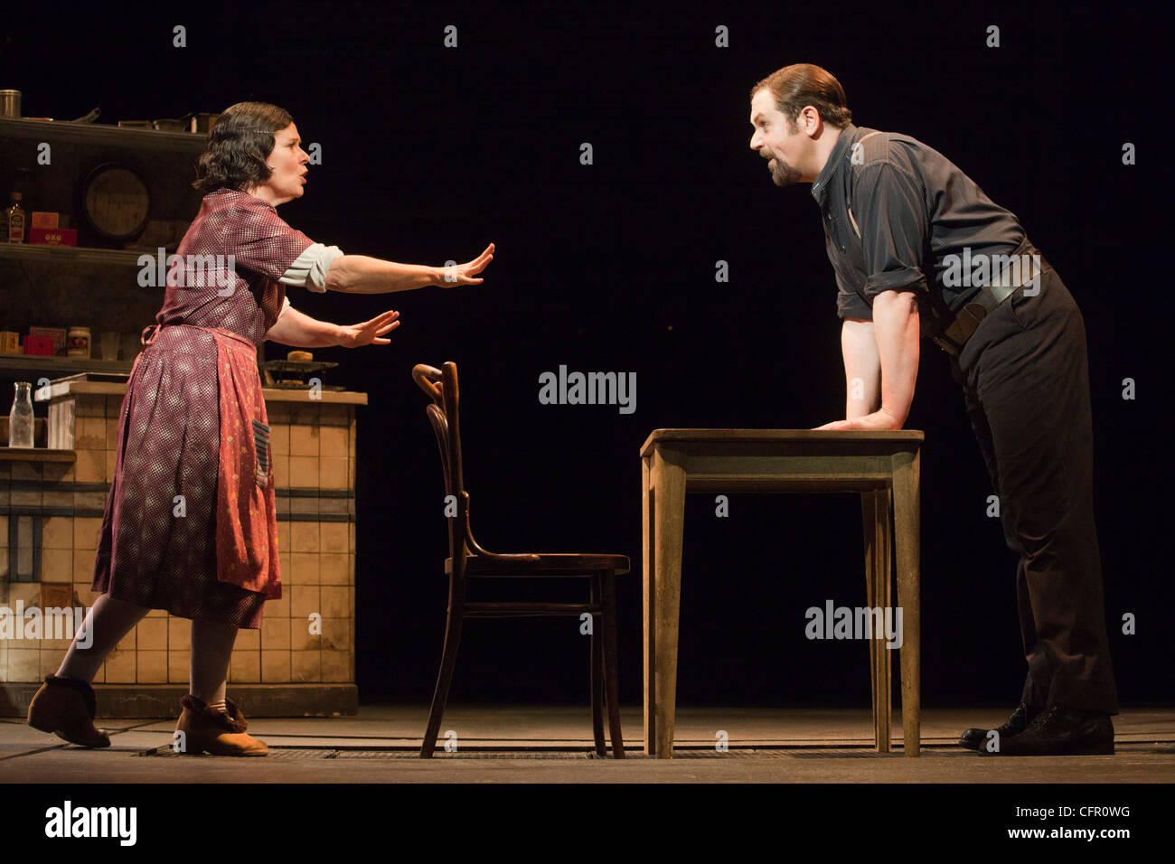 Sweeney Todd - Il barbiere demonio di Fleet Street, Adelphi Theatre, Strand, Londra interpretato da Michael Ball e Imelda Staunton Foto Stock