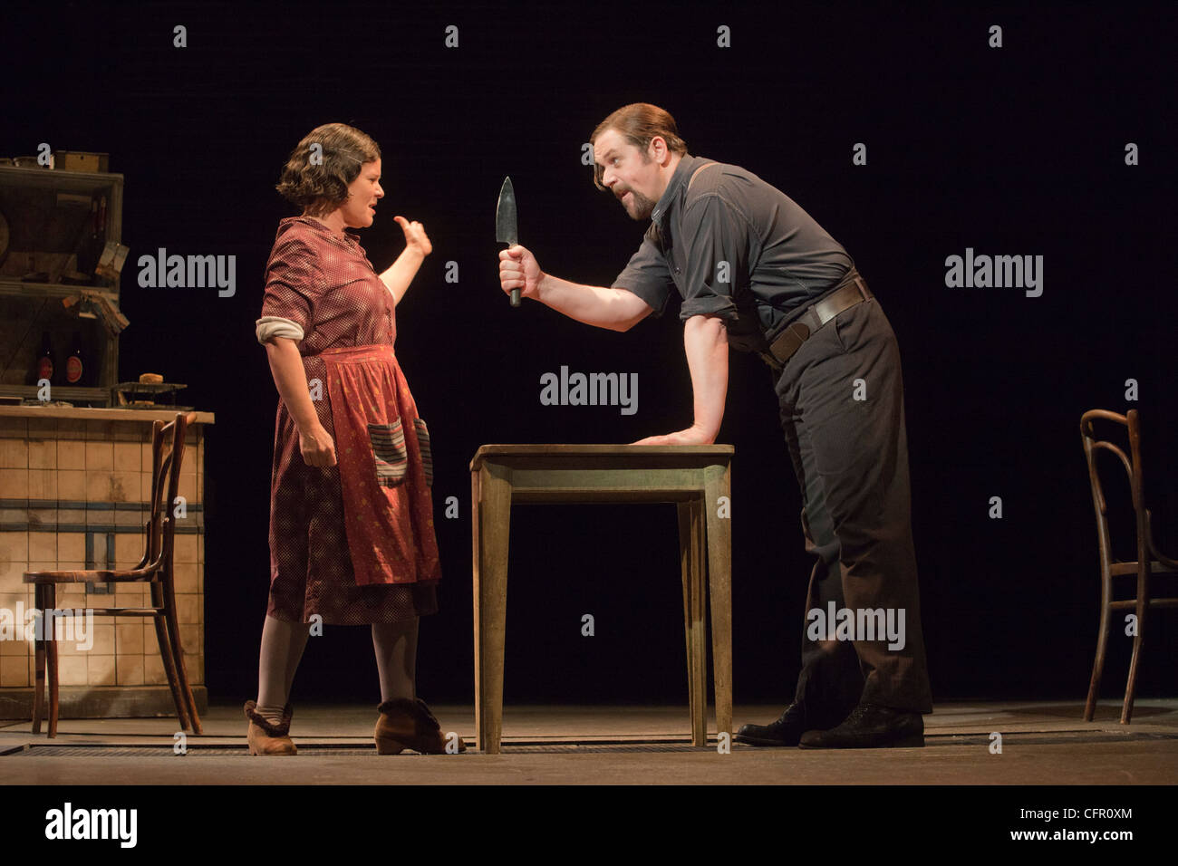 Sweeney Todd - Il barbiere demonio di Fleet Street, Adelphi Theatre, Strand, Londra interpretato da Michael Ball e Imelda Staunton Foto Stock