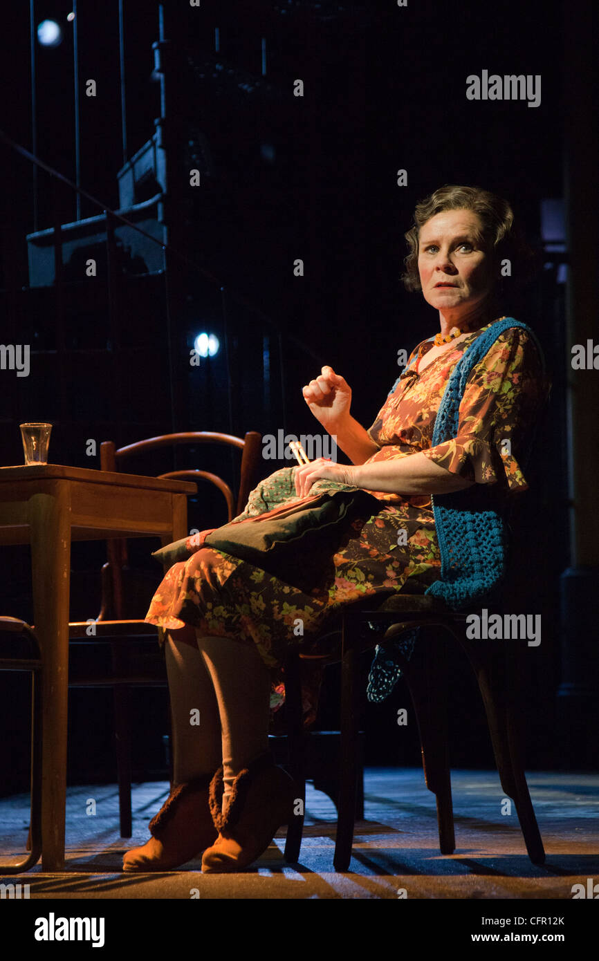 Sweeney Todd - Il barbiere demonio di Fleet Street, Adelphi Theatre, Strand, Londra starring Imelda Staunton Foto Stock