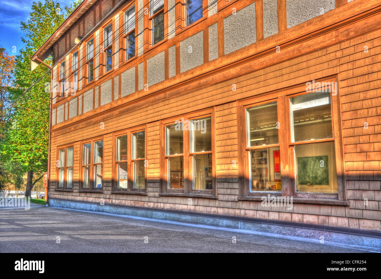 Scatti ravvicinati vecchio edificio aziendale;foto HDR Foto Stock