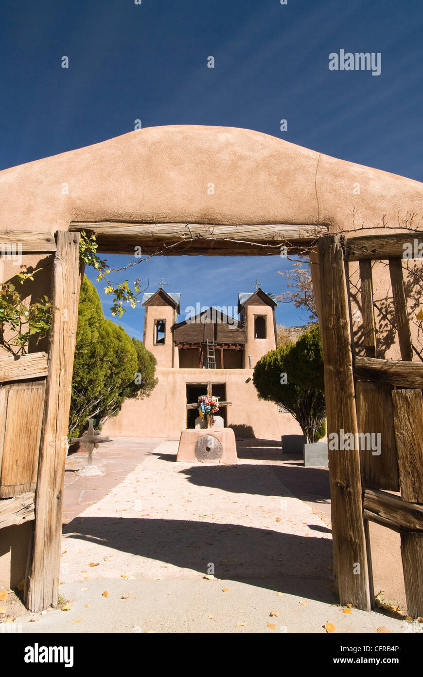 El Santuario De Chimayo, costruito nel 1816, Chimayo, Nuovo Messico, Stati Uniti d'America, America del Nord Foto Stock