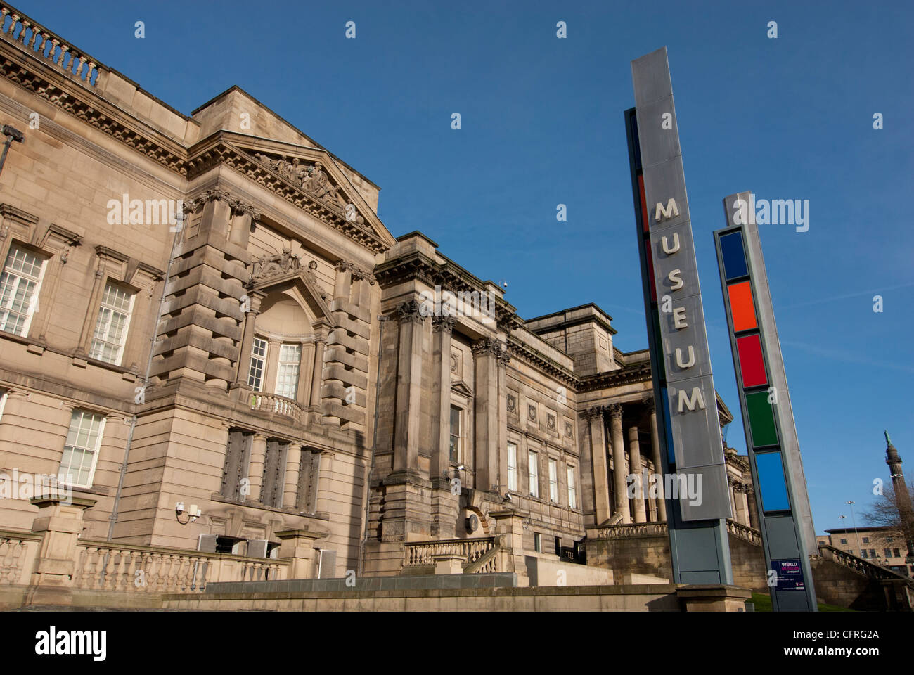 L'ingresso al mondo di Liverpool Museum Foto Stock