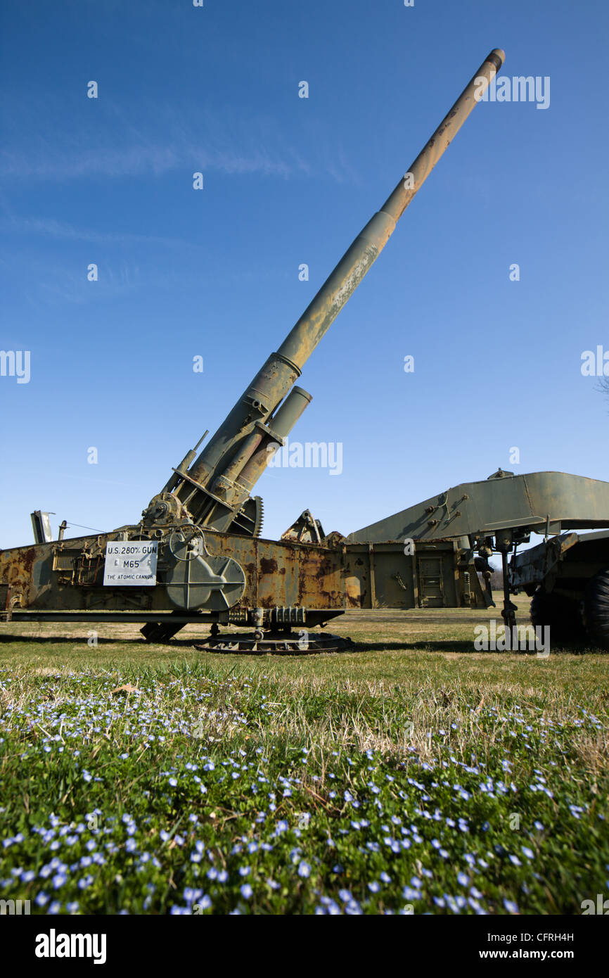 Cannone atomico alla ex US Army Ordnance Museum di Aberdeen Proving Grounds, Aberdeen, Maryland Foto Stock