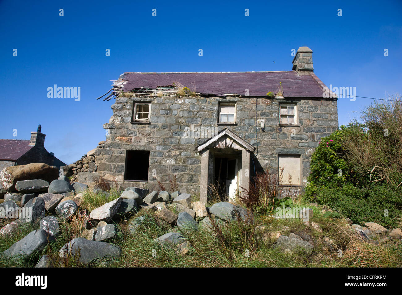 Casa abbandonati in Porth Ysgo, il Galles del Nord Foto Stock