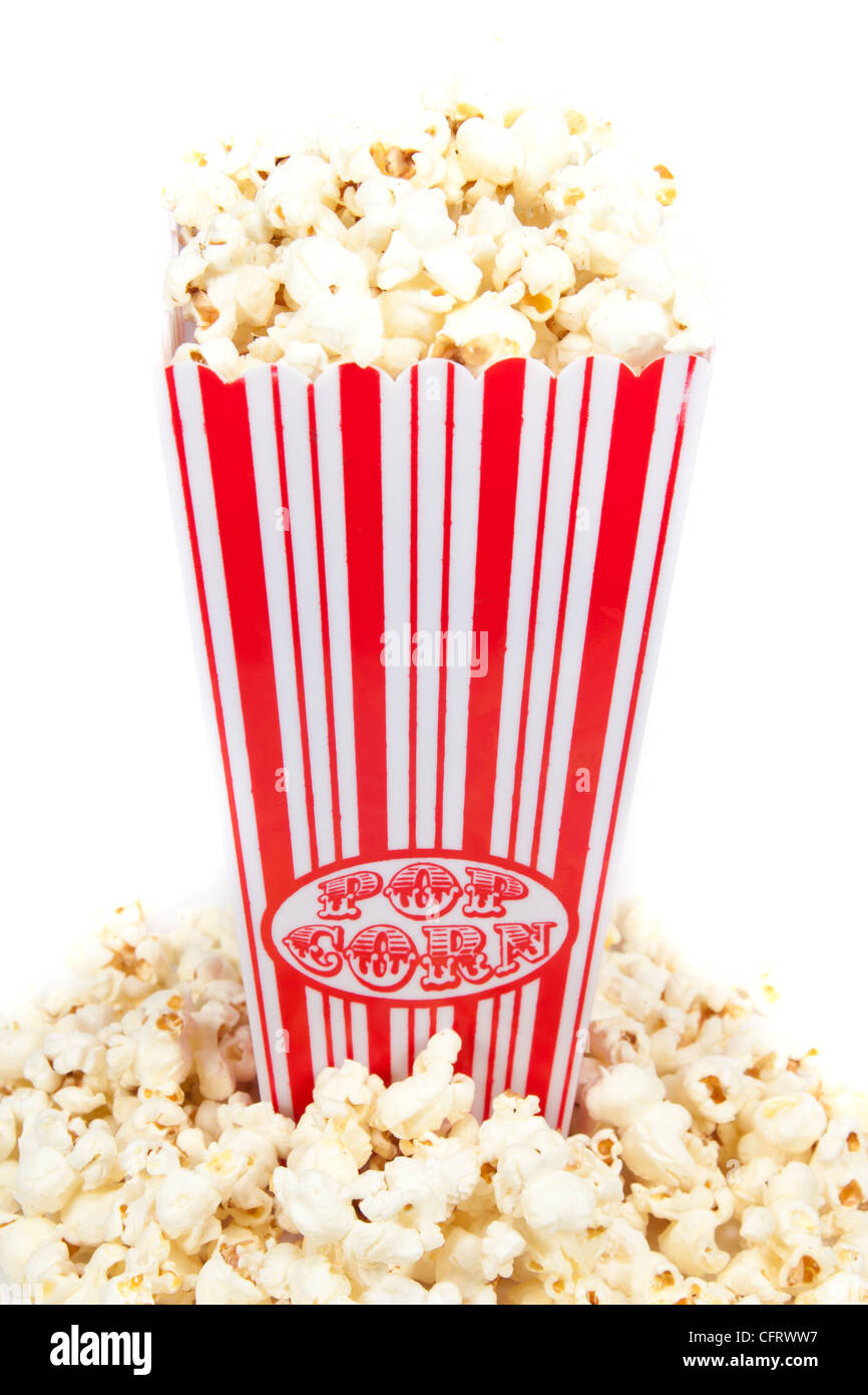 Il Popcorn in un cesto e nella parte anteriore del titolare Foto Stock