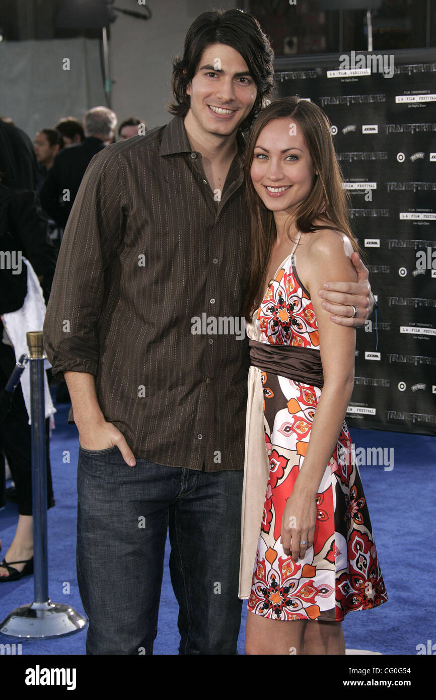 Jun 27, 2007 - Hollywood, CA, Stati Uniti d'America - Attore Brandon Routh e moglie COURTNEY FORD all'Hollywood Premiere di ' Transformers" tenutasi presso Mann del villaggio del teatro. (Credito Immagine: © Lisa O'Connor/ZUMA Press) Foto Stock