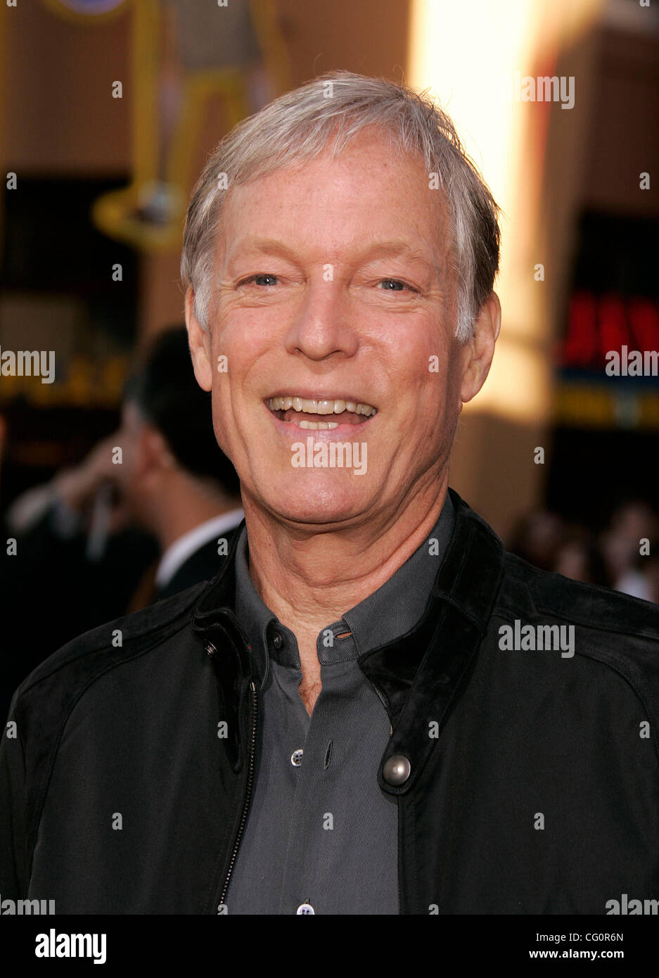 Lug 12,2007; Hollywood, California, Stati Uniti d'America; attore Richard Chamberlain al 'Ora lo pronuncio mandrino e Larry' Premiere Mondiale tenutasi presso la Gibson anfiteatro. Credito: Foto di Lisa O'Connor/ZUMA premere. (©) Copyright 2007 da Lisa O'Connor Foto Stock