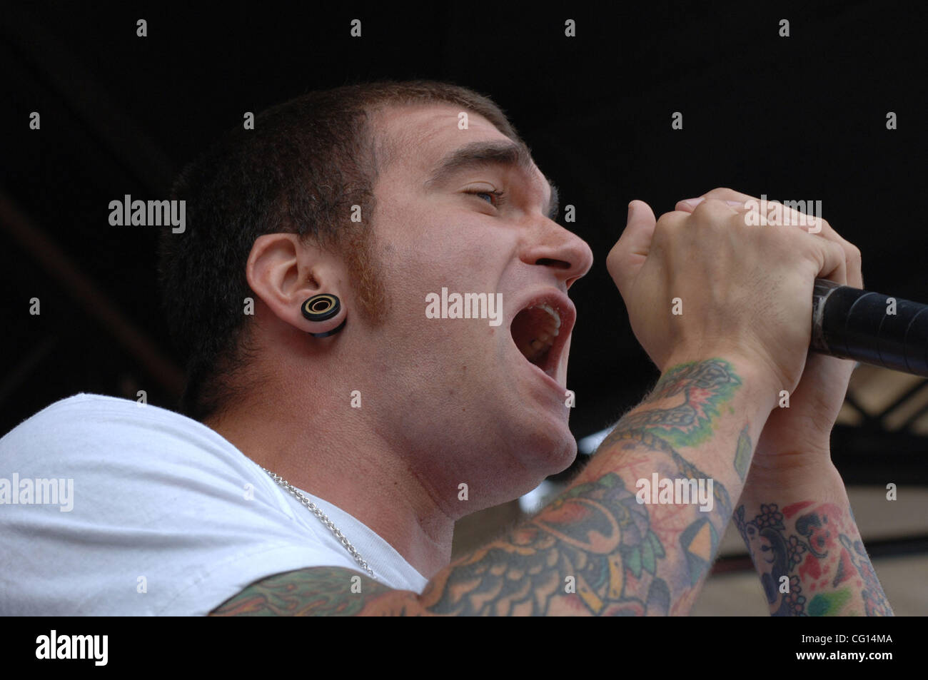 Jul 24, 2007 - Virginia Beach, VA, Stati Uniti d'America - Vans warped tour sul suo tredicesimo anno porta New Found Glory al Verizon Virginia Beach anfiteatro. (Credito Immagine: © Jeff Moore/ZUMA Press) Foto Stock