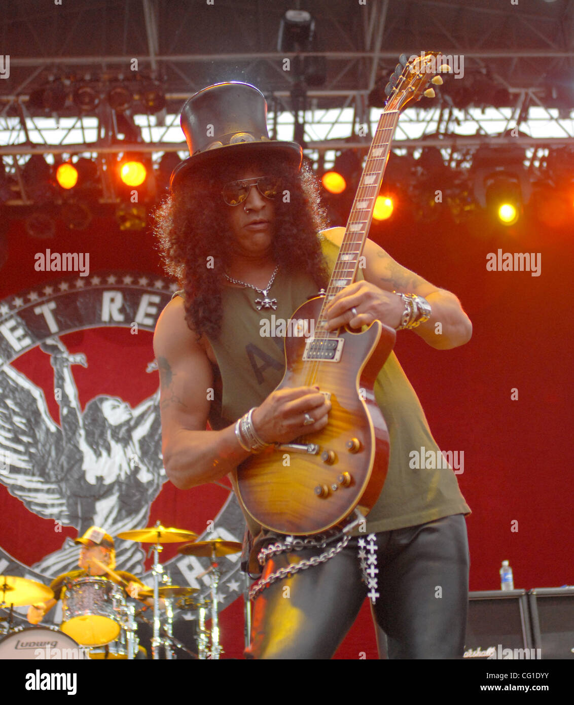 Agosto 5, 2007 Baltimore, MD, Stati Uniti d'America, il chitarrista slash della band Velvet Revolver si esibisce dal vivo come parte della seconda edizione del Festival della Vergine che ha avuto luogo a Pimlico Race Track situato in downtown Baltimore. Il festival ha attirato oltre 35.000 tifosi per i due giorni del festival che è presente dalla vergine Foto Stock