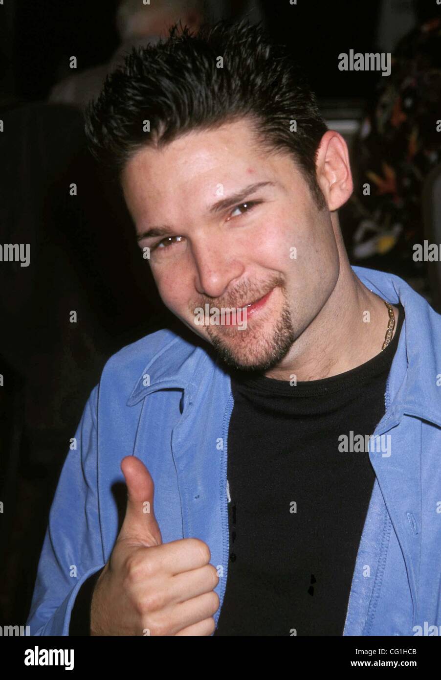 Agosto 16, 2007 - Hollywood, California, Stati Uniti - K23841EG.HOLLYWOOD COLLEZIONISTI VISUALIZZA BEVERLY GARLAND HOTEL , CA 01-19-2001.COREY FELDMAN. - COREYFELDMANRETRO(Immagine di credito: Â© Ed Geller/Globe foto/ZUMAPRESS.com) Foto Stock