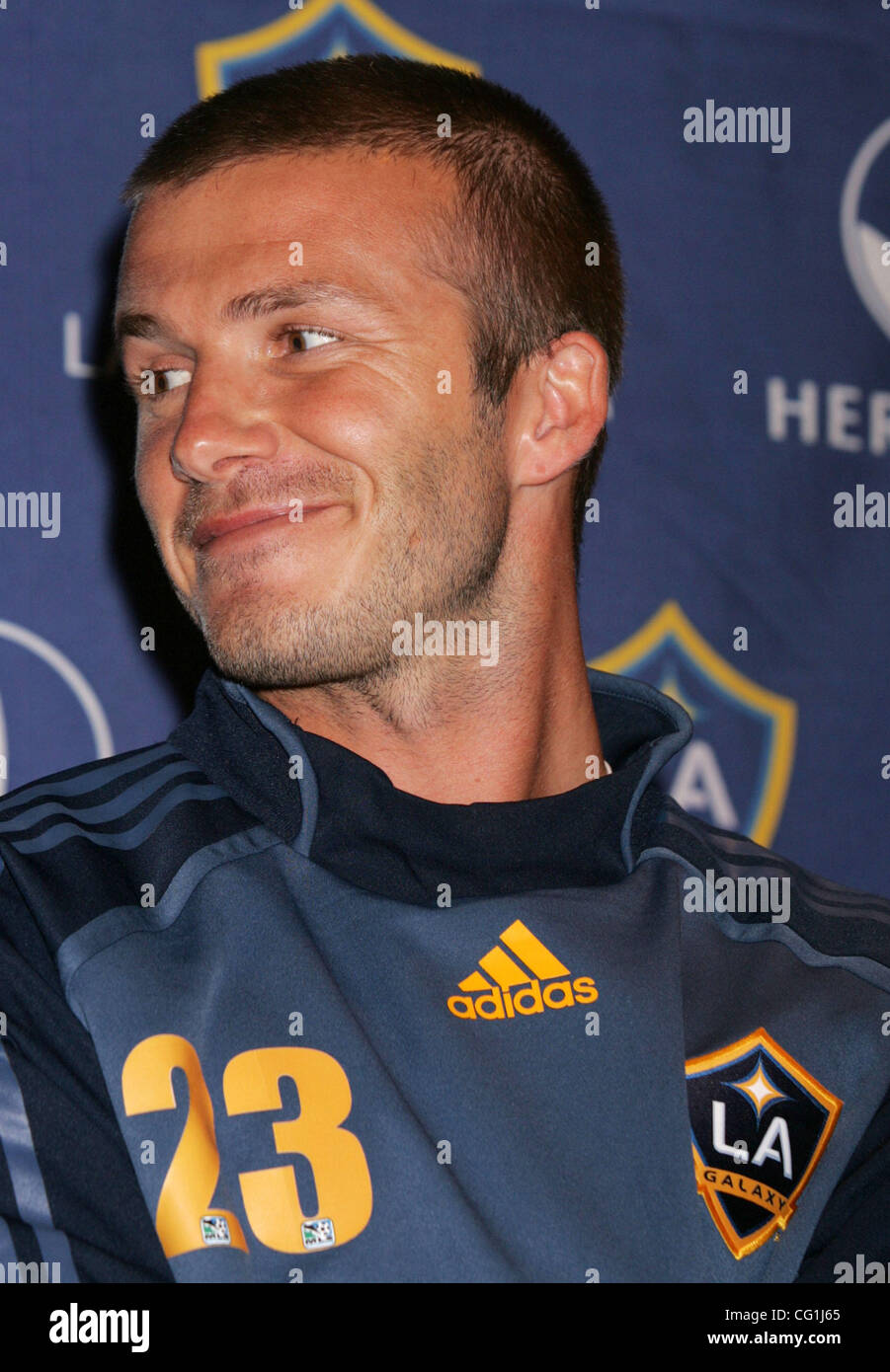 Aug 17, 2007 - New York, NY, STATI UNITI D'AMERICA - La galassia di Star Soccer giocatore DAVID BECKHAM in occasione di una conferenza stampa tenutasi presso l'InterContinental Barclay New York Hotel. (Credito Immagine: © Nancy Kaszerman/ZUMA Press) Foto Stock