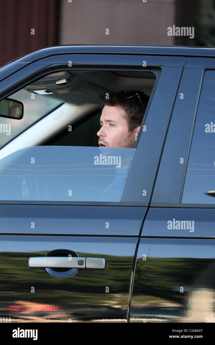 Kevin Connolly arriva al traguardo per guardare il football americano playoff della conferenza tra i Pittsburg Steelers e il New York getti. Los Angeles, California - 23.01.11 Foto Stock