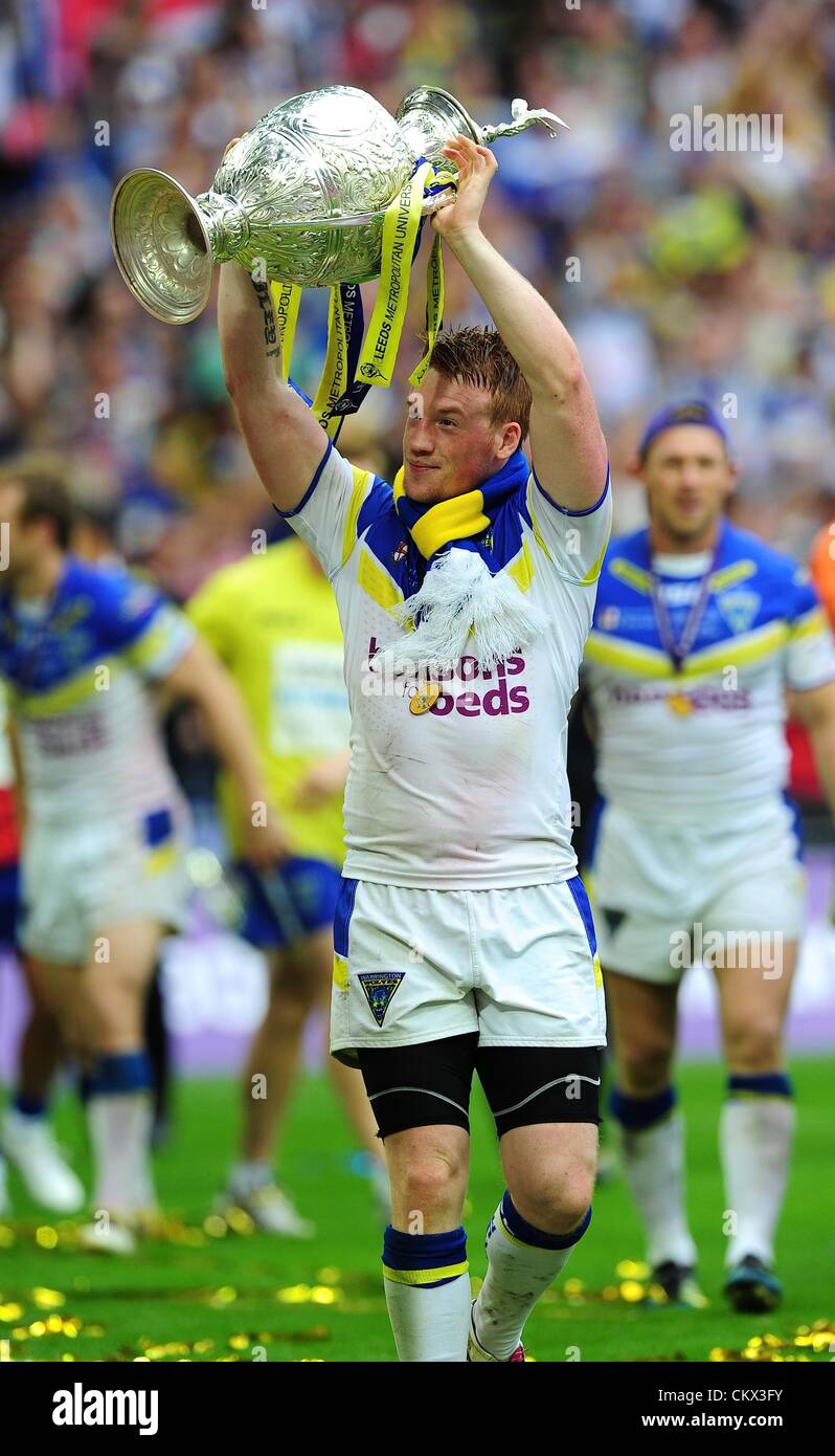 25.08.2012 Londra, Inghilterra. Chris Riley durante il Carnegie Challenge Cup finale tra Leeds rinoceronti e Warrington lupi dallo stadio di Wembley. Warrington ha vinto la finale da parte di un cliente di 35-18 su Leeds. Foto Stock