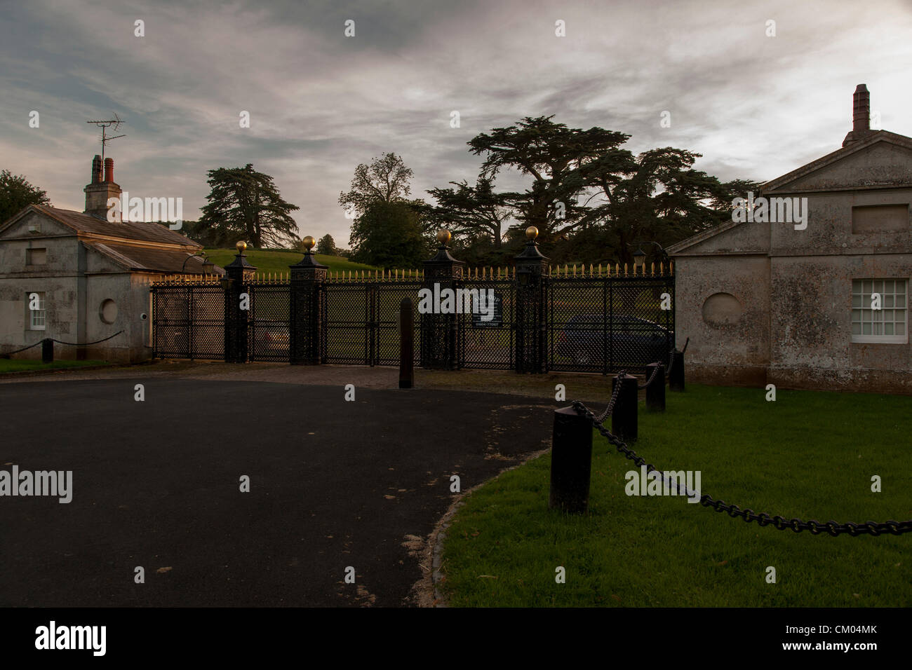 Northampton UK. Il 6 settembre 2012. A quindici anni dal funerale di Diana. La principessa di Galles. Ingresso Althorp House Dianas luogo di riposo alla fine della giornata. Credito: Keith J Smith. / Alamy Live News Foto Stock