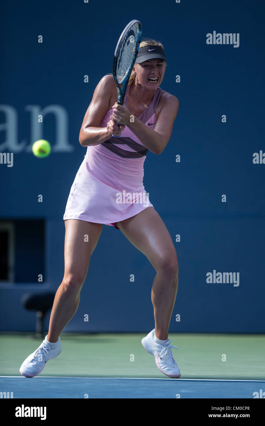 New York, Stati Uniti d'America. Il 7 settembre 2012. Maria Sharapova (RUS) competere nel femminile semifinali al 2012 US Open Tennis Tournament Flushing, New York. Stati Uniti d'America. Il 9 settembre. Foto Stock