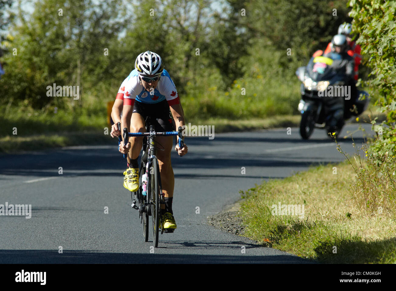 Sabato 8 settembre 2012. Canadian medaglia d oro vincitori Robbi Weldon e Lyne Bessette sulla strada nelle donne individuale B la gara su strada. Foto Stock