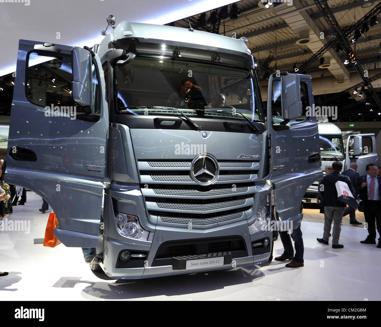 Nuova Mercedes Benz Actros 2651 LS carrello all'International Motor Show per i veicoli commerciali Foto Stock