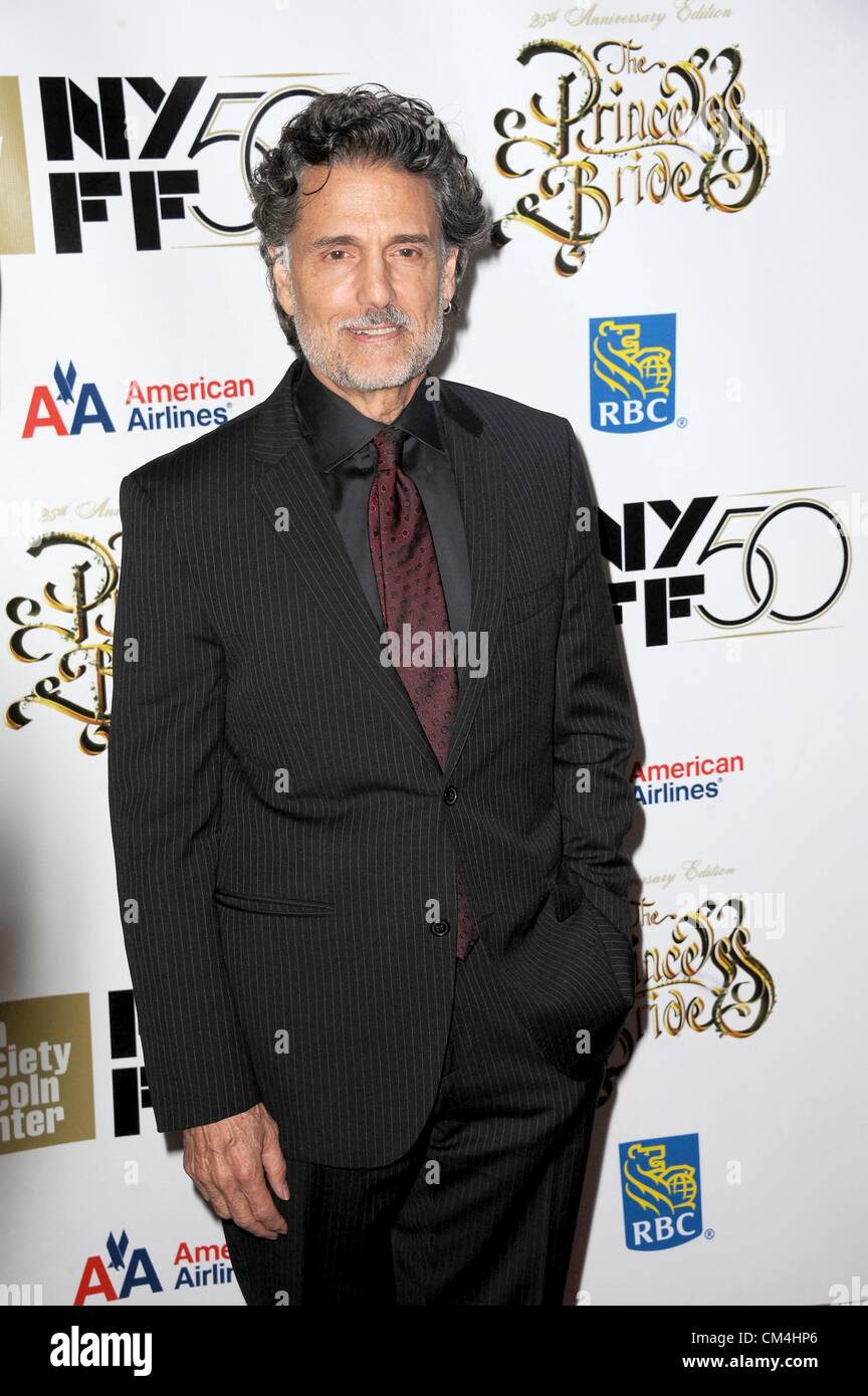 Chris Sarandon presso gli arrivi per la principessa sposa proiezione a 2012 New York Film Festival, Alice Tully Hall presso il Lincoln Center di New York, NY Ottobre 2, 2012. Foto di: Kristin Callahan/Everett raccolta/ Alamy live news. Stati Uniti d'America. Foto Stock