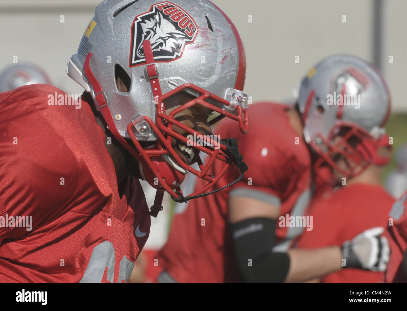 Ottobre 3, 2012 - Albuquerque, NM, Stati Uniti - Assorbitore Greg -- The Lobos' Camere Korian corre esercitazioni pratiche durante il Mercoledì, Ottobre 3, 2012. (Credito Immagine: © Greg assorbitore/Albuquerque ufficiale/ZUMAPRESS.com) Foto Stock