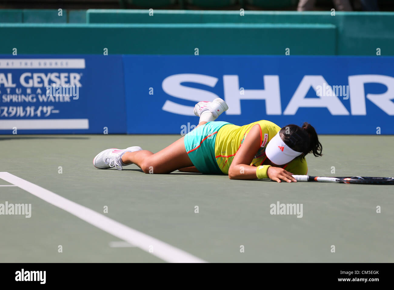 Ayumi MORITA (JPN), 8 ottobre 2012 - Tennis : Giappone HP Open Femminile Tennis 2012, Donne Singoli Primo turno corrispondono a Utsubo Tennis Center, Osaka, Giappone. (Foto di Akihiro Sugimoto/AFLO SPORT) [1080] Foto Stock