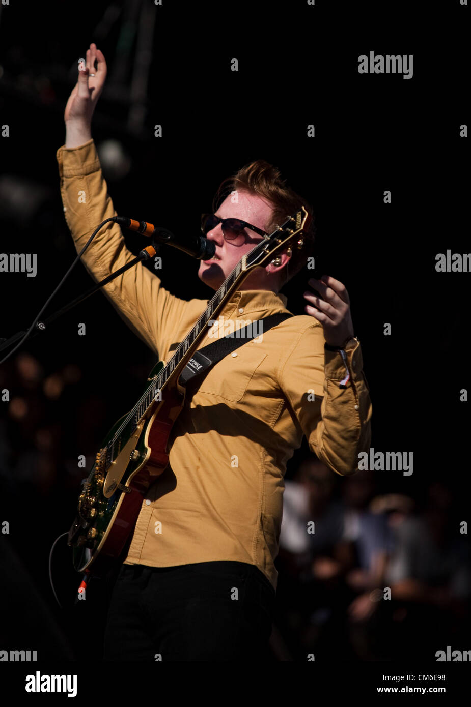 Il 14 ottobre 2012 - Austin, Texas, Stati Uniti - ALEX TRIMBLE di 'Porta due Cinema Club' esegue a Austin City Limits 2012 (credito Immagine: © Sandra Dahdah/ZUMAPRESS.com) Foto Stock