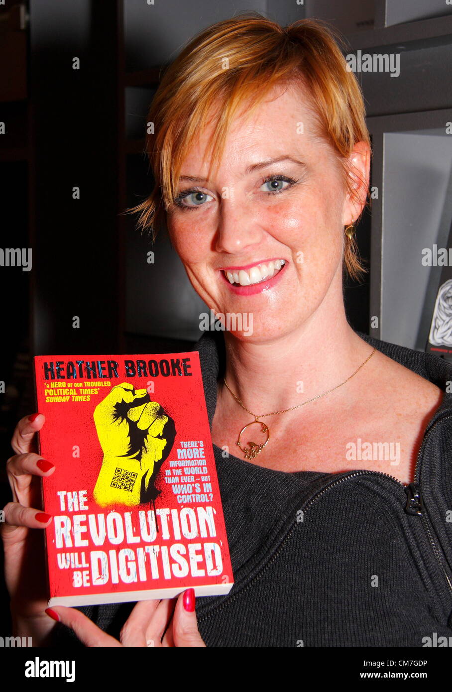 Premiato il giornalista investigativo, Heather Brooke, parla a Sheffield spento il ripiano Festival di parole, Sheffield, Regno Unito Foto Stock
