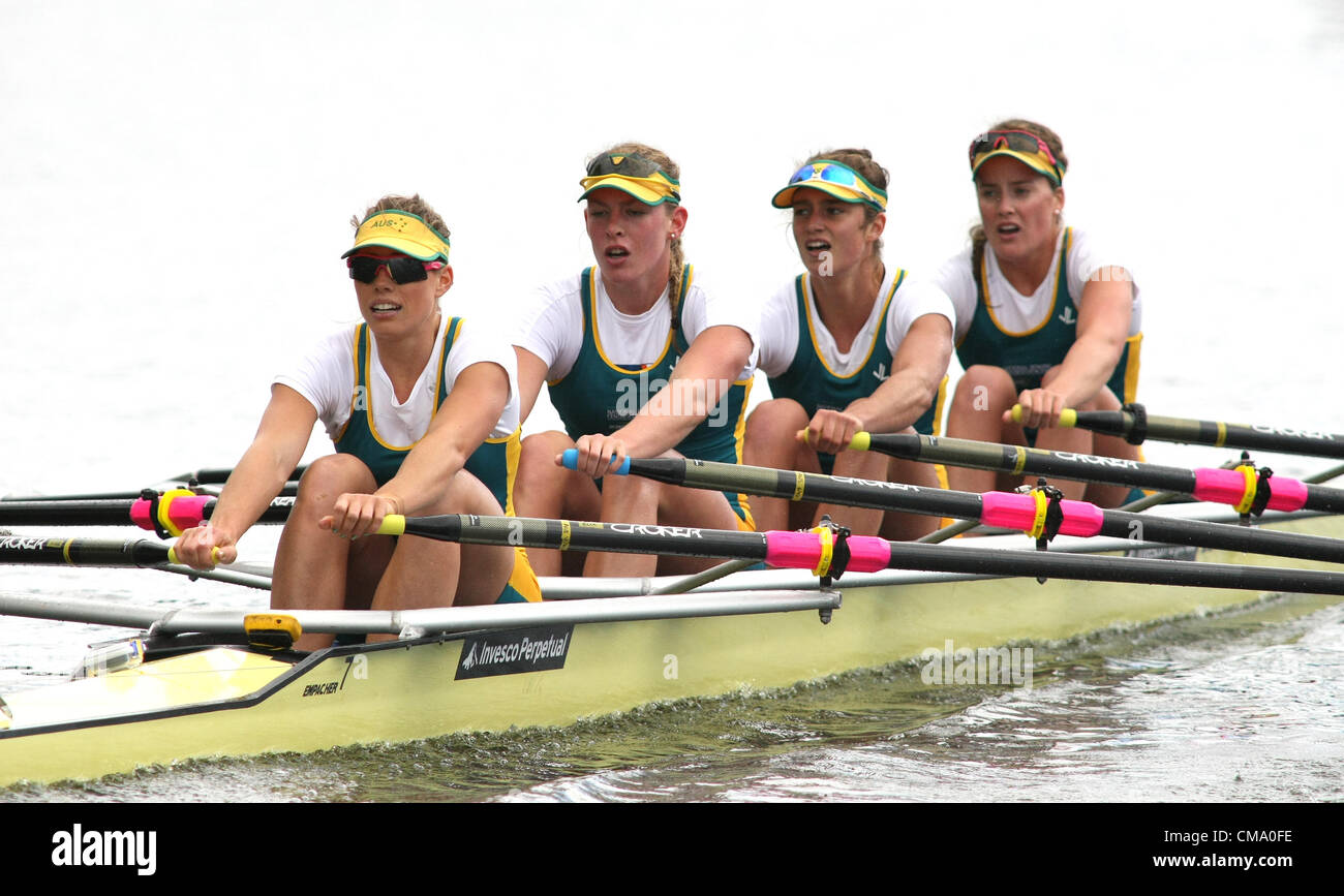 01.07.2012. Henley-on-Thames, Oxfordshire, Inghilterra. Il Royal Henley Regatta 2012. Nazionale di Canottaggio Centro di Eccellenza (Australia) in azione durante l'ultimo giorno dell'Henley Royal Regatta Foto Stock