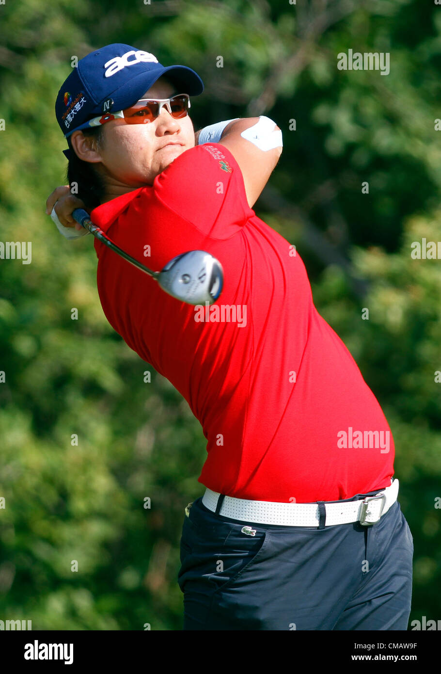 06.07.2012. Kohler, Wisconsin. Professional Golfer Yani Tseng da Taipei cinese fa sua tee-shot dal XII al tee Blackwolf eseguito nel secondo round dell'U.S. Donna Open Championship in Kohler, Wisconsin. Foto Stock