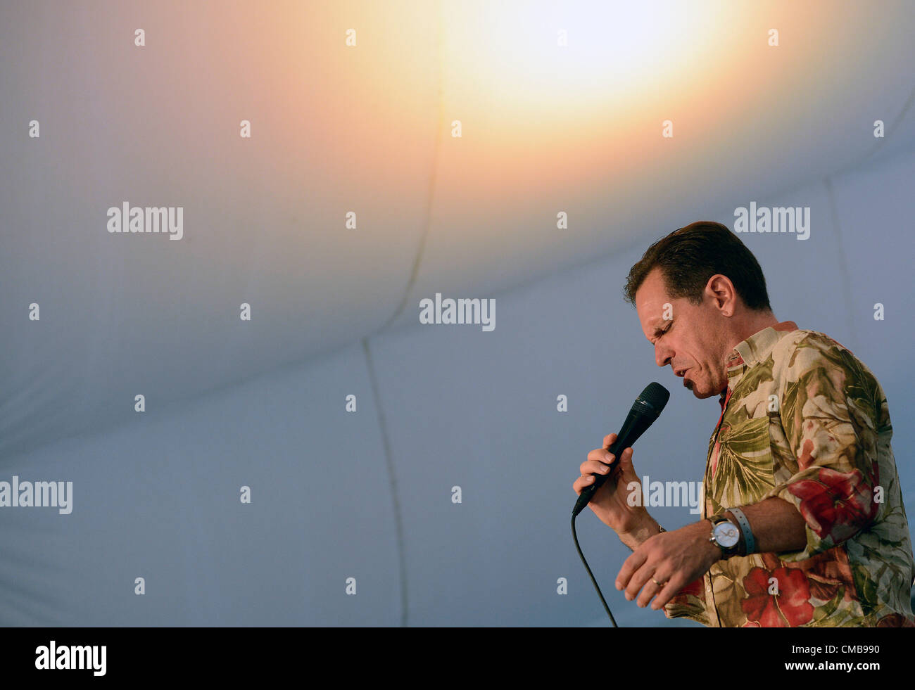 Noi la cantante jazz Kurt vendita esegue durante il 8° Festival Internazionale di Musica prom di Praga, Repubblica Ceca, lunedì 9 luglio 2012. (CTK foto/Katerina Sulova) Foto Stock