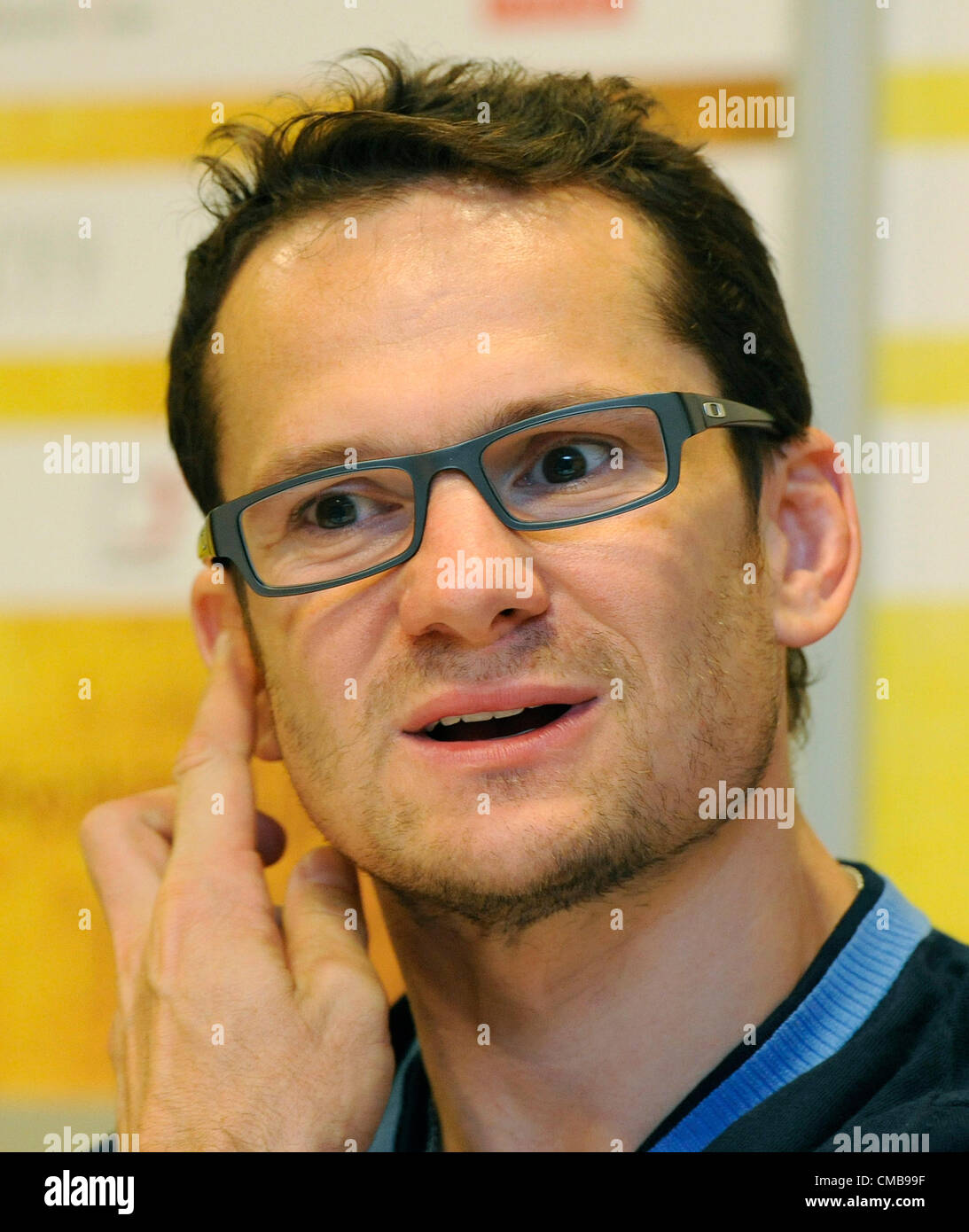 Patrik Elias, New Jersey Devils avanti, nella foto dopo il suo arrivo a Praga, Repubblica Ceca, lunedì 9 luglio 2012. (CTK foto/Stanislav Zbynek) Foto Stock