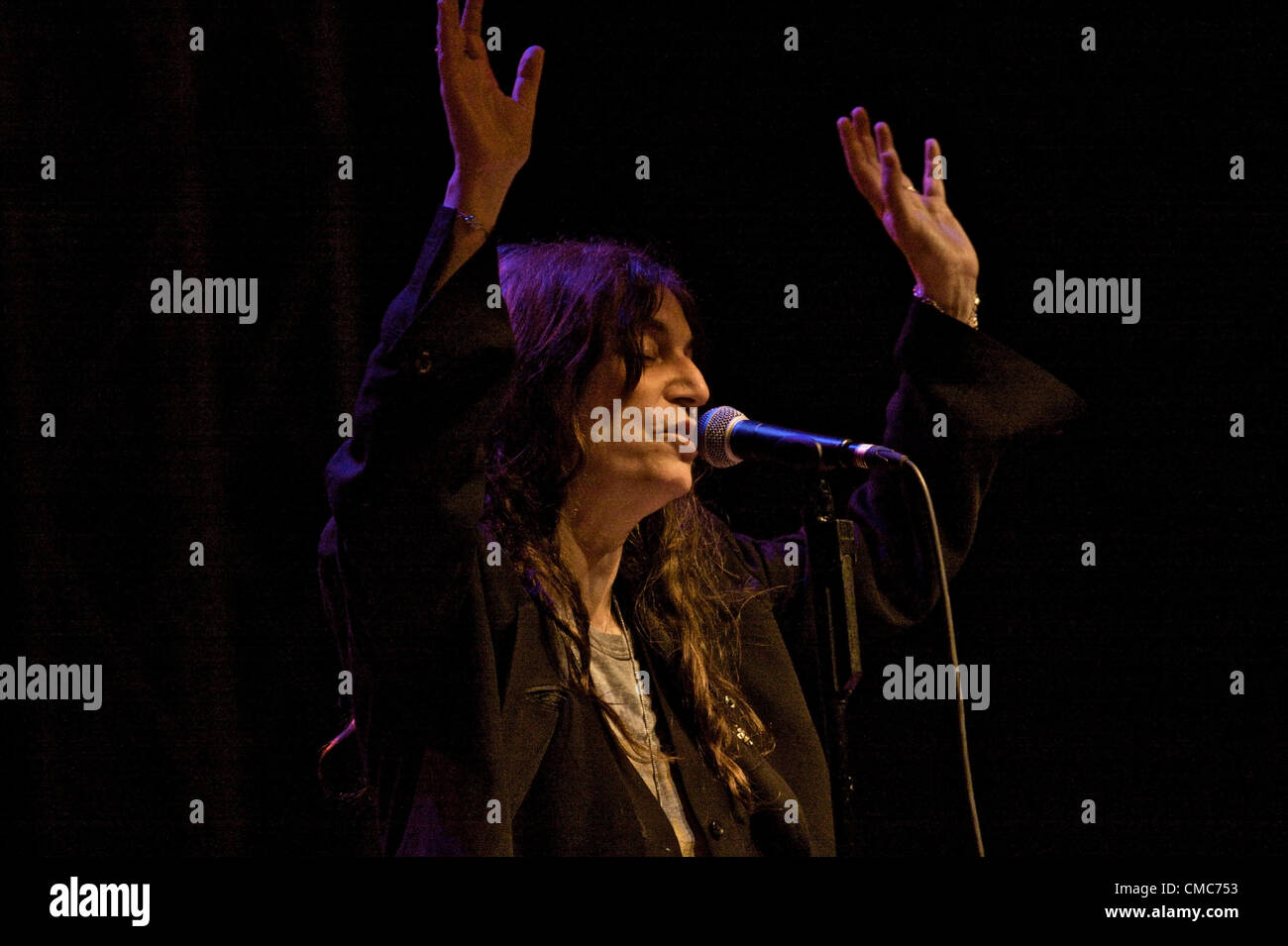 BOLOGNA, Italia - Lug 15: Patty Smith [cantante internazionale], eseguire per le memorie di Ustica le sue vittime (famoso crash aereo), a Bologna, Italia il Lug 15, 2012. Foto Stock