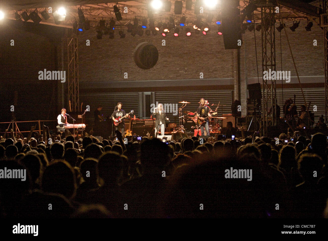 BOLOGNA, Italia - Lug 15: Patty Smith [cantante internazionale], eseguire per le memorie di Ustica le sue vittime (famoso crash aereo), a Bologna, Italia il Lug 15, 2012. Foto Stock