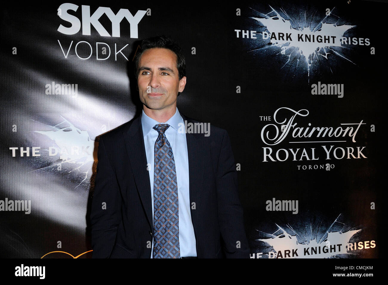 Luglio 18, 2012 - Toronto, Canada - Nestor Carbonell assiste "The Dark Knight sorge' Canadian Premiere a un King West Hotel. (DCP/N8N) Foto Stock